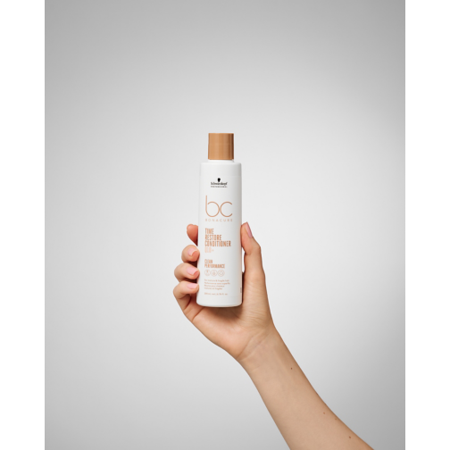 Schwarzkopf Professional Bonacure Time Restore Conditioner With Q10+ (200ml)
